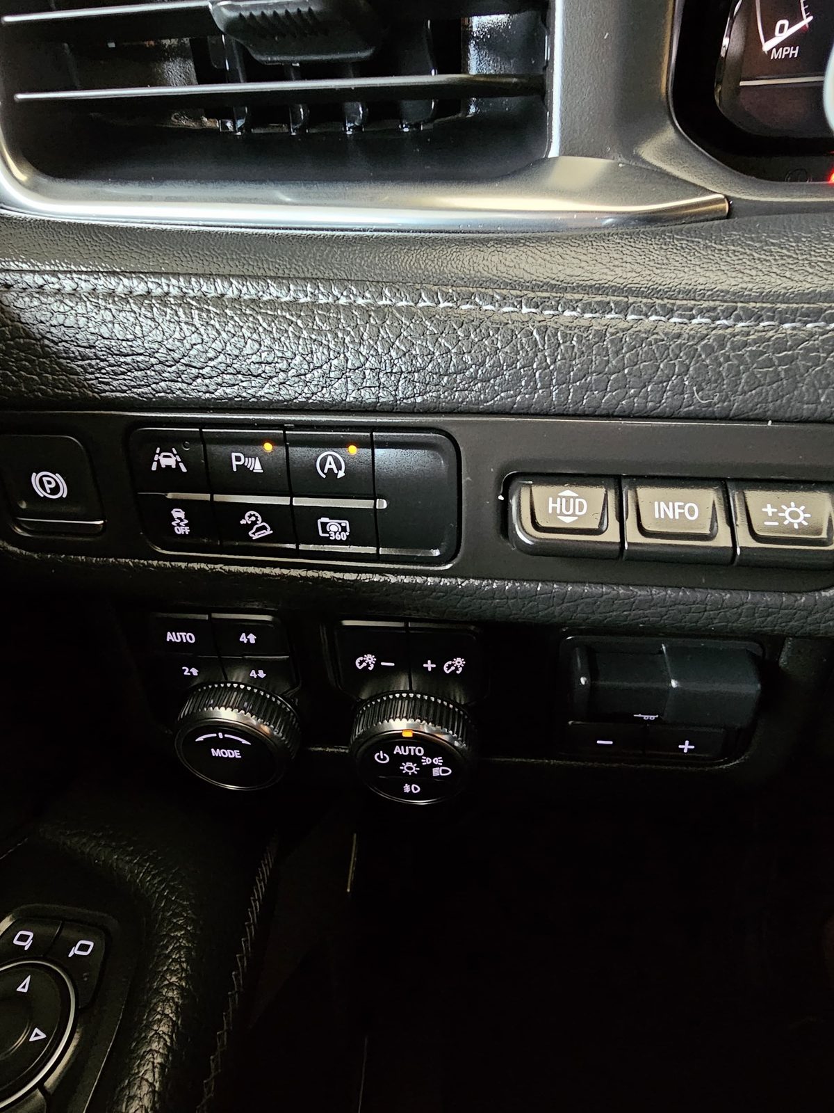 2023 GMC Yukon XL Denali 4x4 – 14