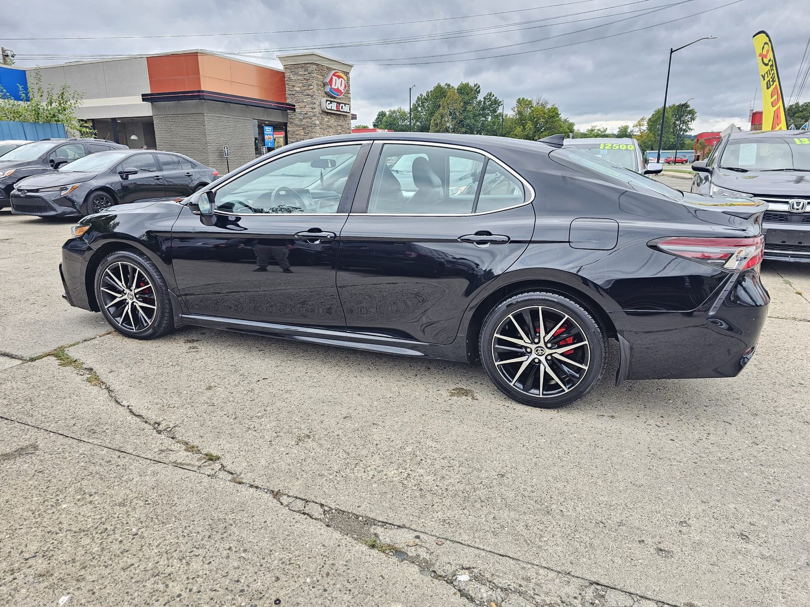 2023 Toyota Camry SE – 4